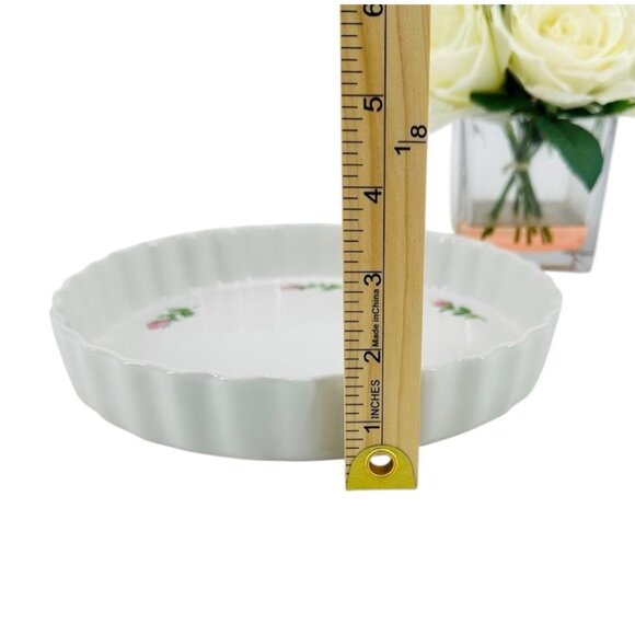 CHRISTINEHOLM Quiche Tart Pie Dish Porcelain Rose Fluted Dish Bakeware 9” Vtg - Picture 5 of 6